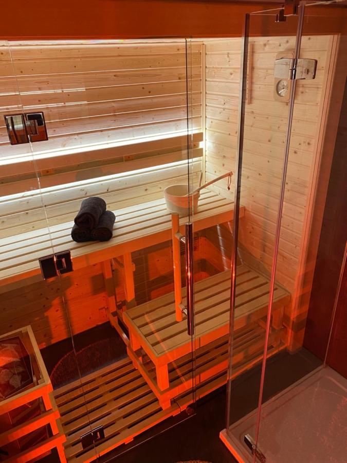 Marleski & Sauna 什切尔克 外观 照片